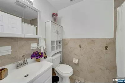 61 Sherman Avenue, Newark, NJ 07114 - Photo 15