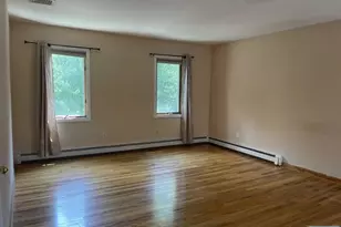 305 Cardinal Pl, Paramus, NJ 07652 - Photo 29