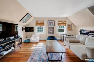 809 Park Ave, River Edge, NJ 07661 - Photo 9