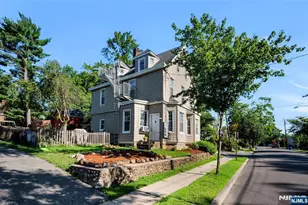 809 Park Ave, River Edge, NJ 07661 - Photo 3