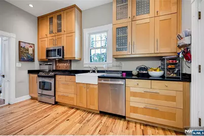 809 Park Avenue, River Edge, NJ 07661 - Photo 11