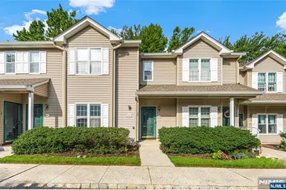 20 Mulford Court C0025 #C0025, Roseland, NJ 07068 - Photo 1