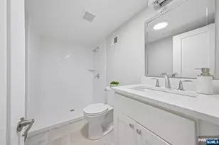 9 Burnet Hill Rd, Livingston, NJ 07039 - Photo 23