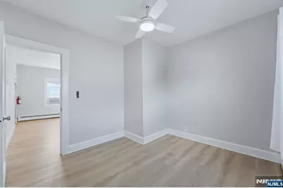 305 Falmouth Avenue, Elmwood Park, NJ 07407 - Photo 27
