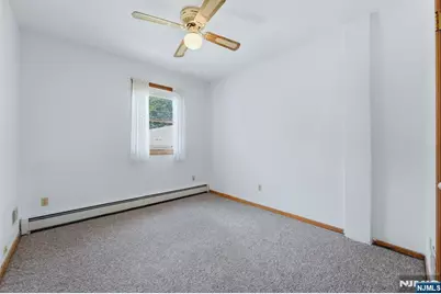 305 Falmouth Avenue, Elmwood Park, NJ 07407 - Photo 13