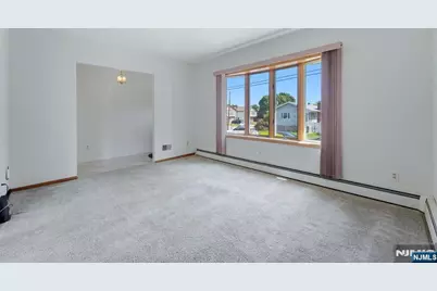 305 Falmouth Avenue, Elmwood Park, NJ 07407 - Photo 7