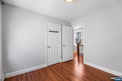 475 Nelson Avenue, Cliffside Park, NJ 07010 - Photo 23