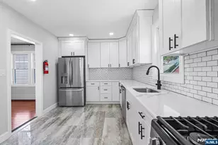 475 Nelson Ave, Cliffside Park, NJ 07010 - Photo 15