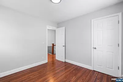475 Nelson Avenue, Cliffside Park, NJ 07010 - Photo 21