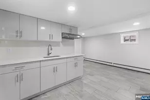 475 Nelson Ave, Cliffside Park, NJ 07010 - Photo 29