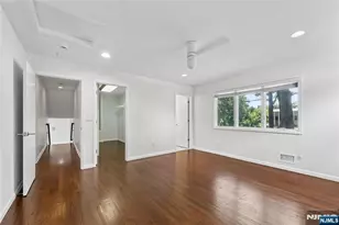 2 Monument Pl, Cresskill, NJ 07626 - Photo 11