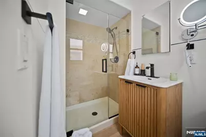 809 2nd Street 2 #2, Secaucus, NJ 07094 - Photo 9