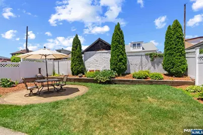 809 2nd Street 2 #2, Secaucus, NJ 07094 - Photo 13