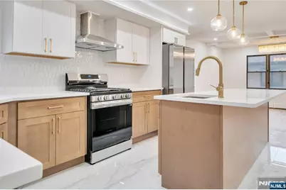468 Morse Avenue, Ridgefield, NJ 07657 - Photo 13