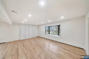 468 Morse Ave, Ridgefield, NJ 07657 - Photo 5