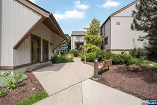 111 Alpine Ct 11, Stanhope, NJ 07874 - Photo 3