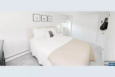 122 Strysko Avenue, Mahwah, NJ 07430 - Photo 21