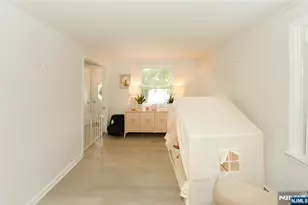 122 Strysko Ave, Mahwah, NJ 07430 - Photo 9