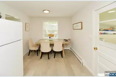 122 Strysko Avenue, Mahwah, NJ 07430 - Photo 11