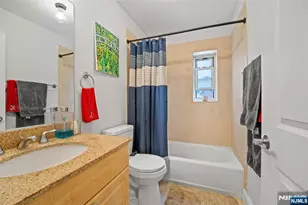 70 Munn Ave 401, East Orange, NJ 07018 - Photo 9