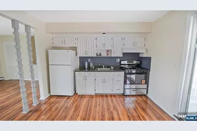 98 Eckel Road 96 #96, Little Ferry, NJ 07643 - Photo 9