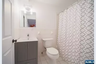 106 E Edsall Boulevard B #B, Palisades Park, NJ 07650 - Photo 29