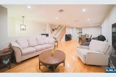 106 E Edsall Boulevard B #B, Palisades Park, NJ 07650 - Photo 5