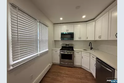 167 Harrison Avenue B2 #B2, Montclair, NJ 07042 - Photo 3
