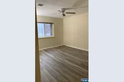 221 Ringwood Avenue A5 #A5, Pompton Lakes, NJ 07442 - Photo 11