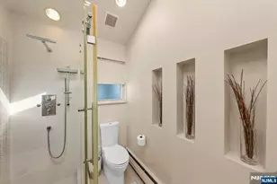 66 Irving St, Jersey City, NJ 07307 - Photo 35