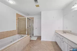 2 Constitution Ln 1501, Totowa, NJ 07512 - Photo 25