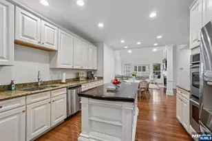 2 Constitution Ln 1501, Totowa, NJ 07512 - Photo 11
