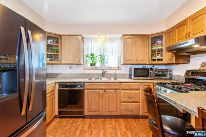 114 Hadley Avenue, Clifton, NJ 07011 - Photo 17
