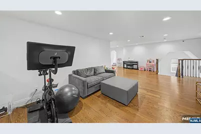 64 Day Avenue, Tenafly, NJ 07670 - Photo 39
