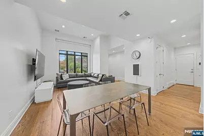 64 Day Avenue, Tenafly, NJ 07670 - Photo 15