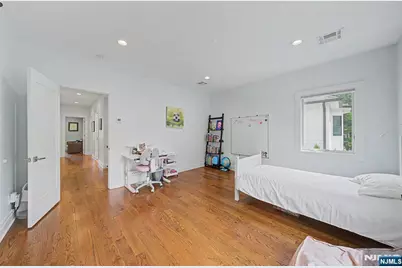 64 Day Avenue, Tenafly, NJ 07670 - Photo 23