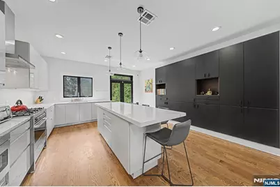 64 Day Avenue, Tenafly, NJ 07670 - Photo 17