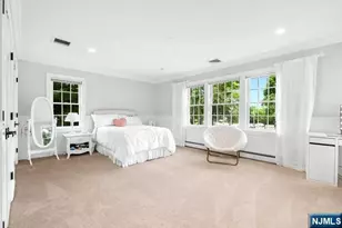 356 N Farview Ave, Paramus, NJ 07652 - Photo 27