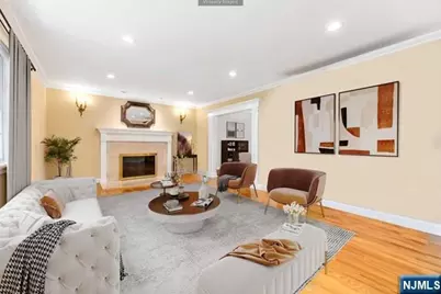 356 N Farview Avenue, Paramus, NJ 07652 - Photo 7