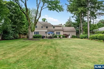 356 N Farview Avenue, Paramus, NJ 07652 - Photo 45