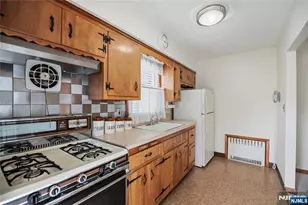 464 Boulevard, Garfield, NJ 07026 - Photo 9