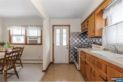 464 Boulevard, Garfield, NJ 07026 - Photo 11