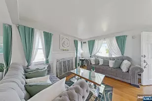 112 Elmwood Dr, Elmwood Park, NJ 07407 - Photo 21