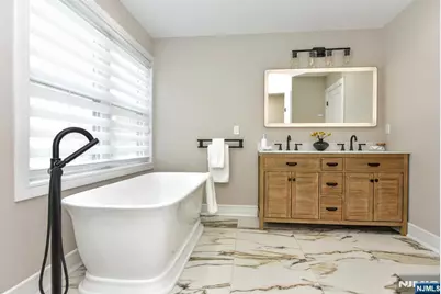 515 Hobart Road, Paramus, NJ 07652 - Photo 25