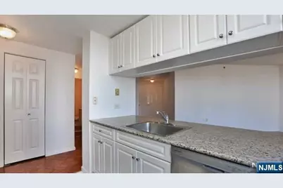 100 Old Palisade Road 3501 #3501, Fort Lee, NJ 07024 - Photo 11
