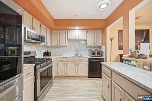 48 Beacon Hill Road D, West Milford, NJ 07480 - Photo 5