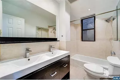 883 Jfk Blvd E 3F #3F, Weehawken, NJ 07086 - Photo 7
