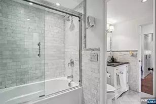 1077 River Road 303, Edgewater, NJ 07020 - Photo 23