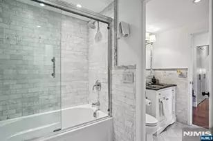 1077 River Road 303, Edgewater, NJ 07020 - Photo 23