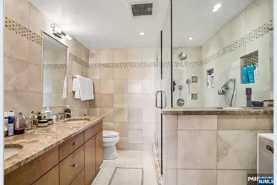 1077 River Road 303 #303, Edgewater, NJ 07020 - Photo 17